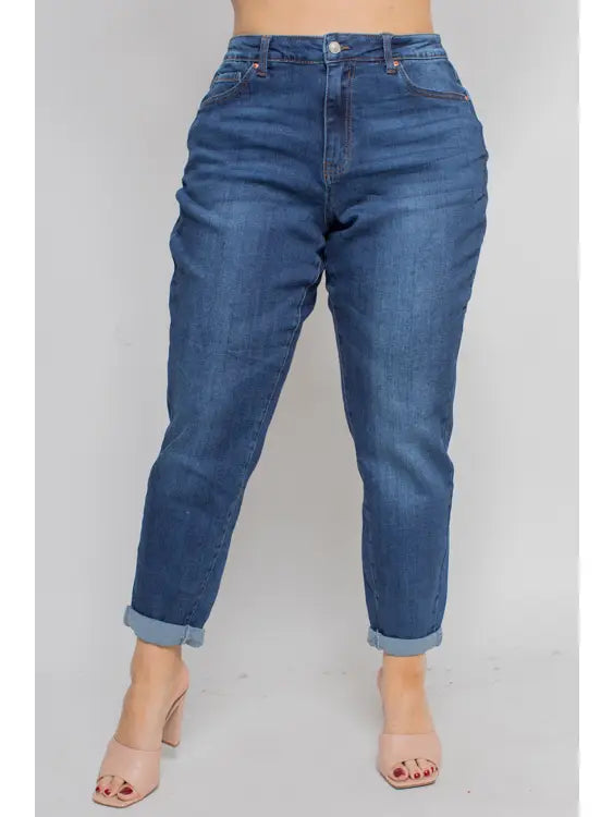 Curvy High Waisted Cuffed Mom Jeans