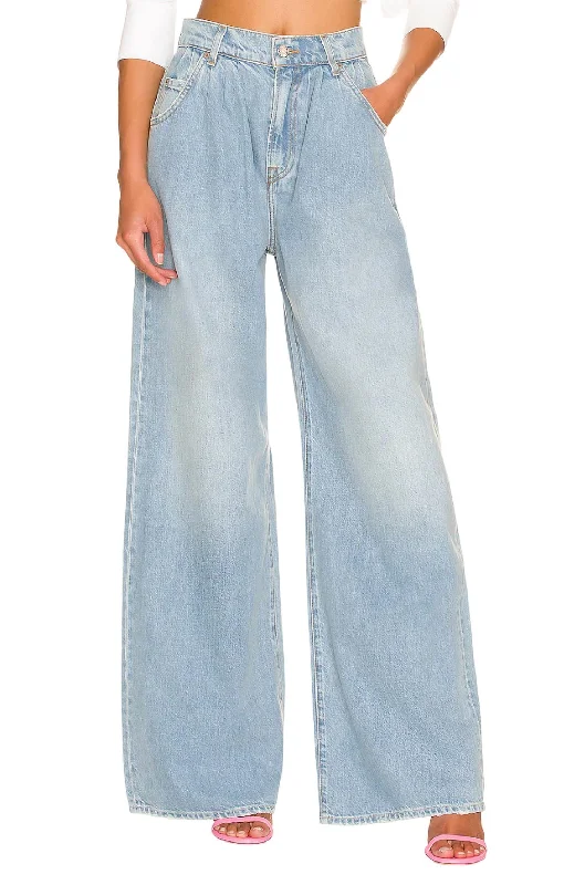 Chloe High Rise Pleated Wide Leg Jeans In Sawtelle